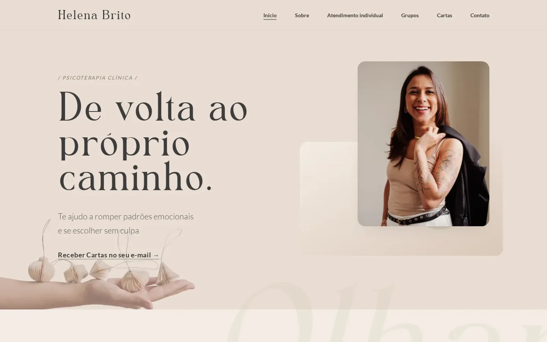Helena Brito — home editorial com posicionamento de cuidado e saúde da mulher